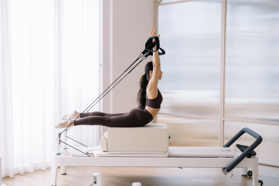 普拉提 vs 瑜珈：3大核心分別、功效與器械解構，教你選出最適合的修身運動