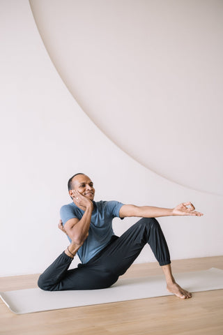 Yoga Alliance: 30-Hour YACEP Hands-on Adjustments by Kamal Mani